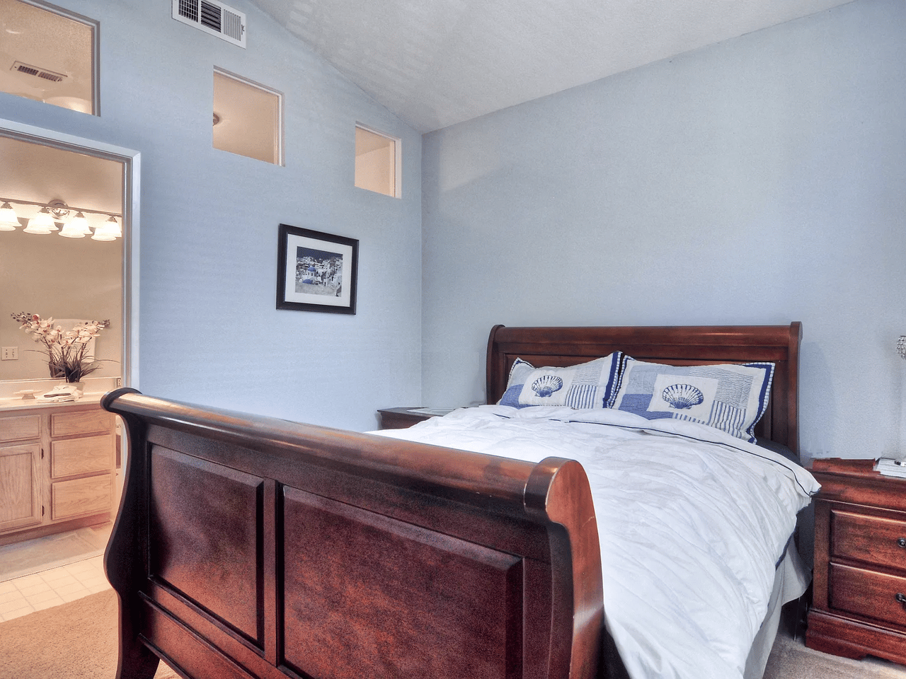5 Carlsbad Ln