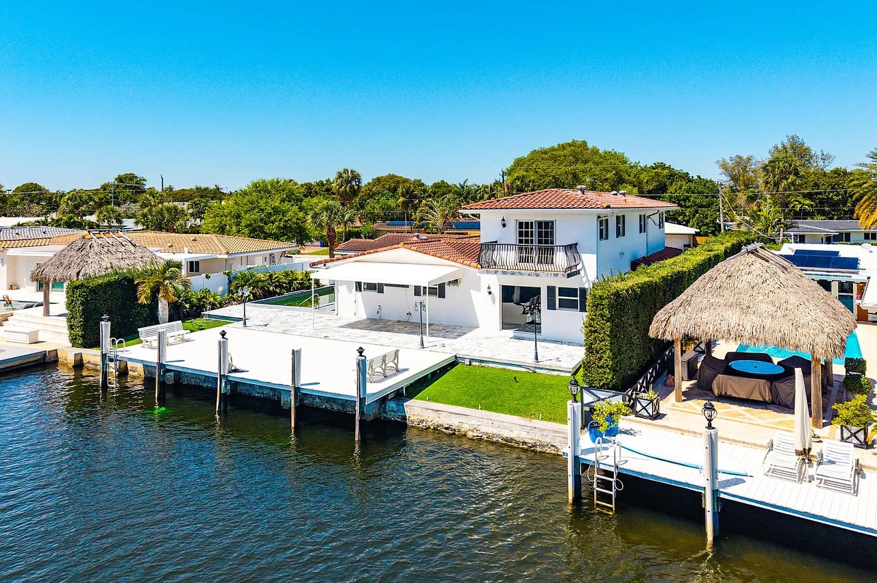 2416 NE 22nd Terrace