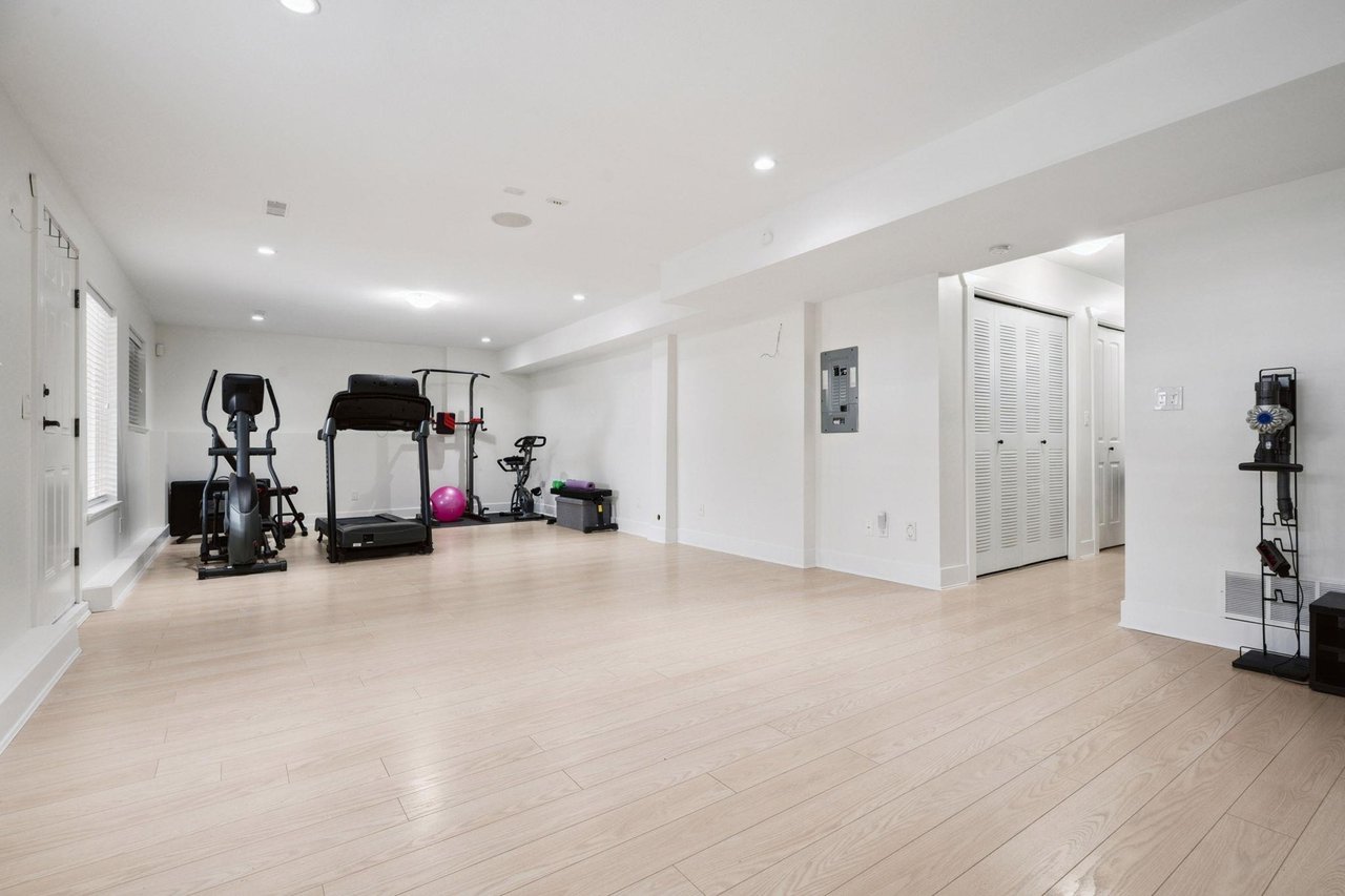 15015 62 Ave