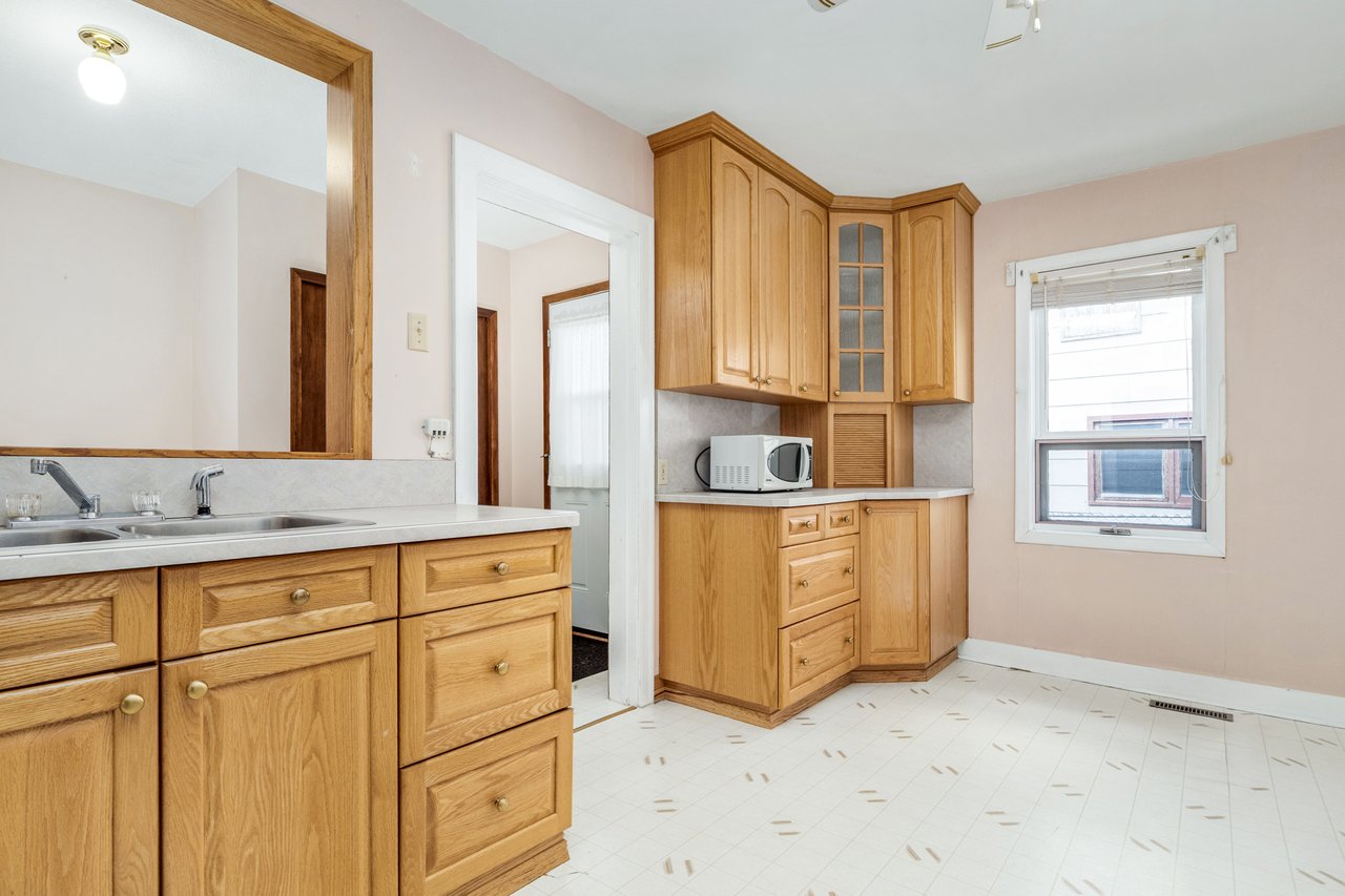 216 Street Unit: 2729