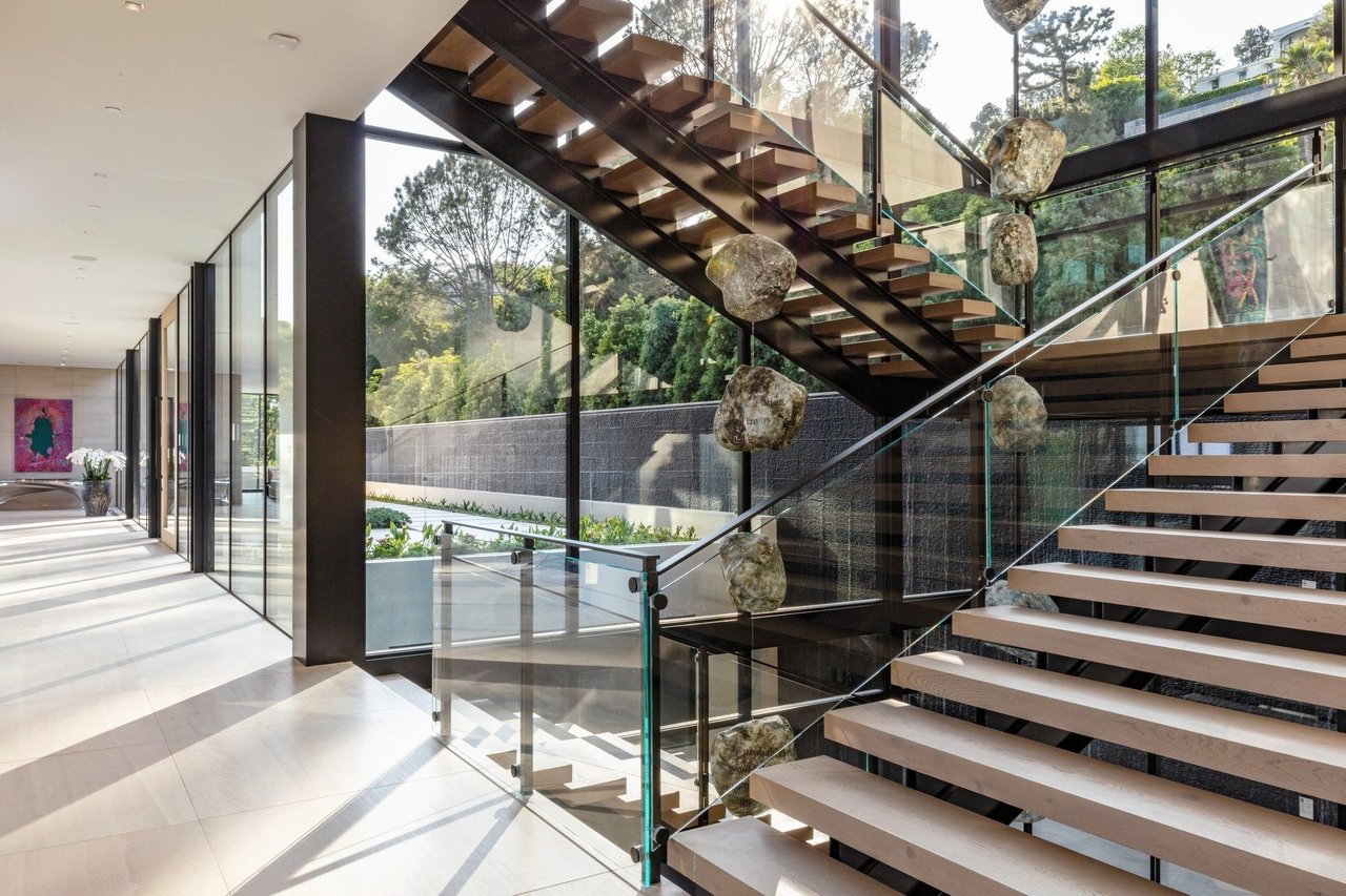 908 Bel Air Rd