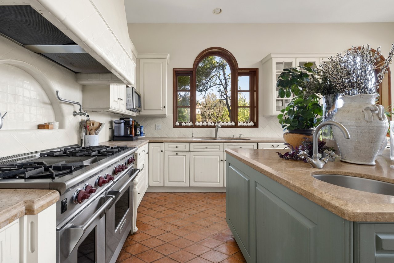1214 Beverly View Dr