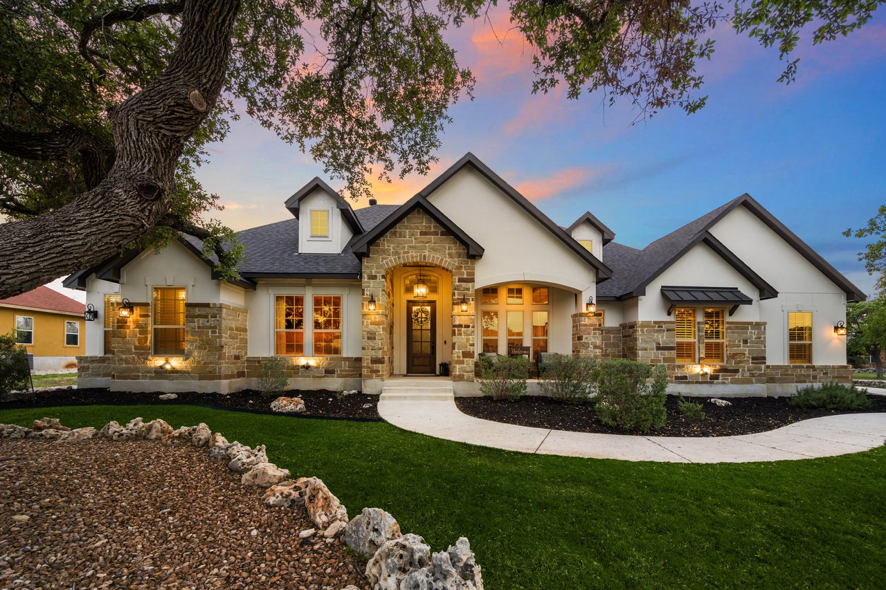 Luxury home buying & selling