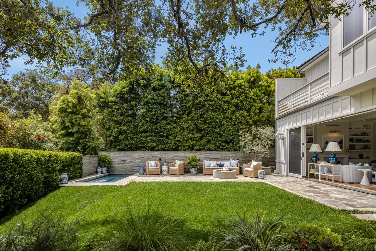 Sophisticated Coastal Design by Gray Malin