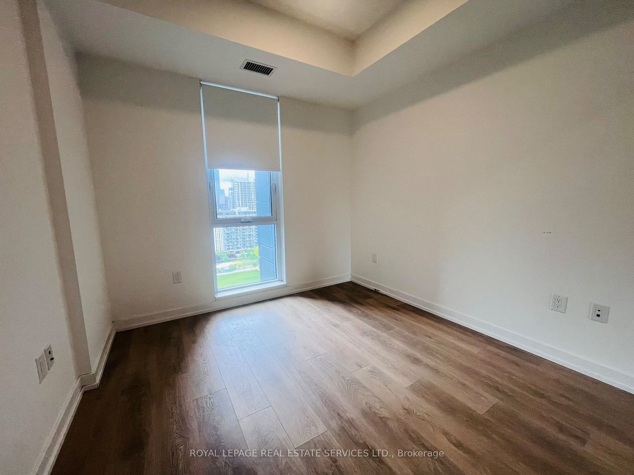 225 Sumach St 1607