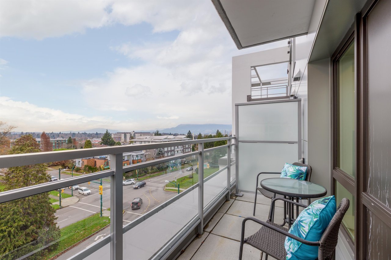 4908 Cambie St, #501