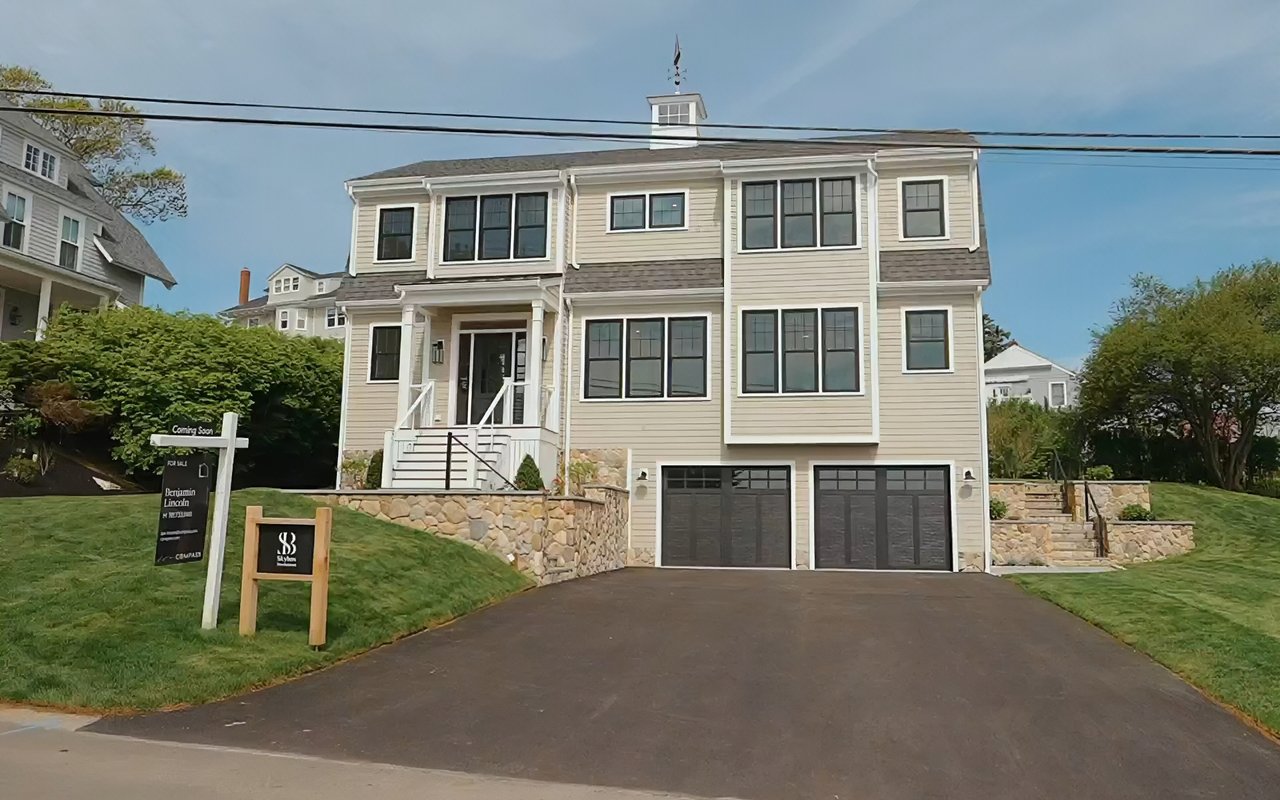 160 Downer Ave, Hingham