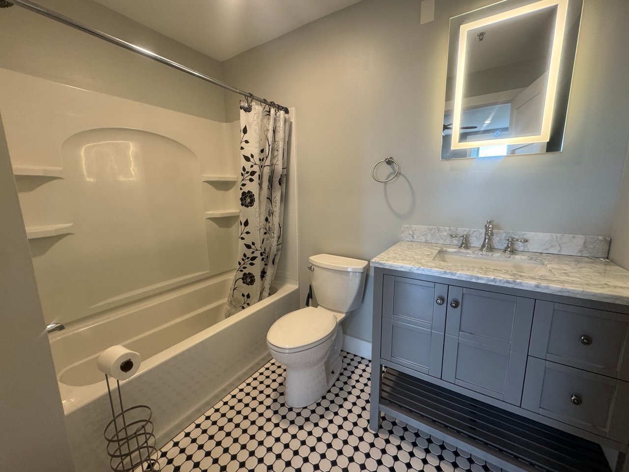 423 Main St #3B Rockland 
