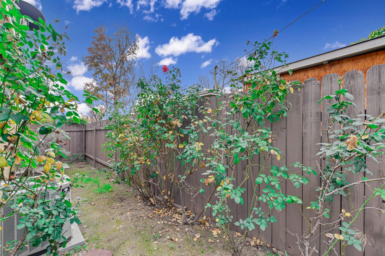1481 Bonita Avenue