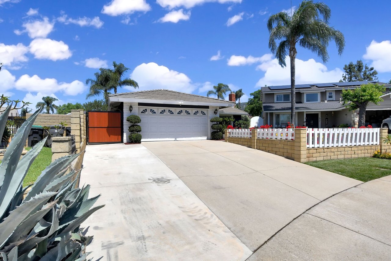 3721 Helena Circle