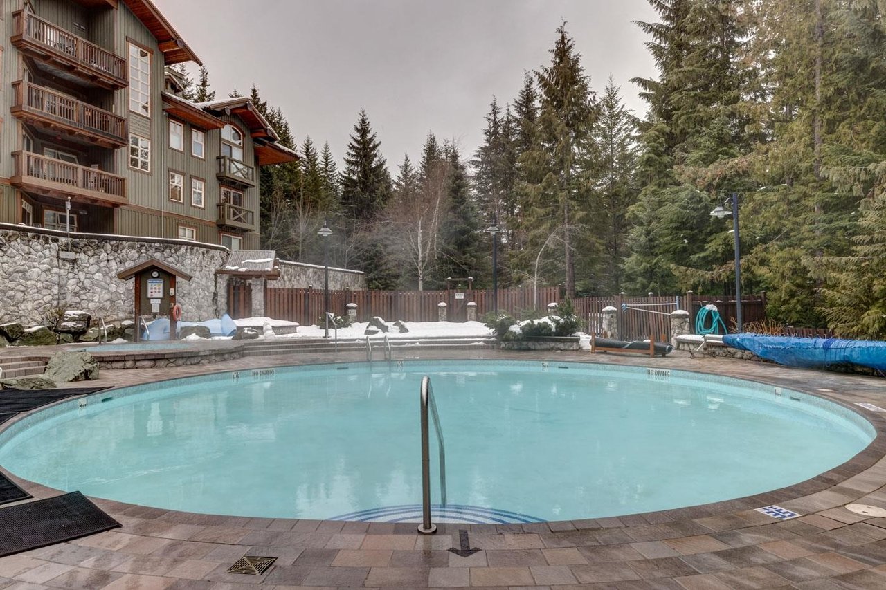 102-4660 Blackcomb Wy