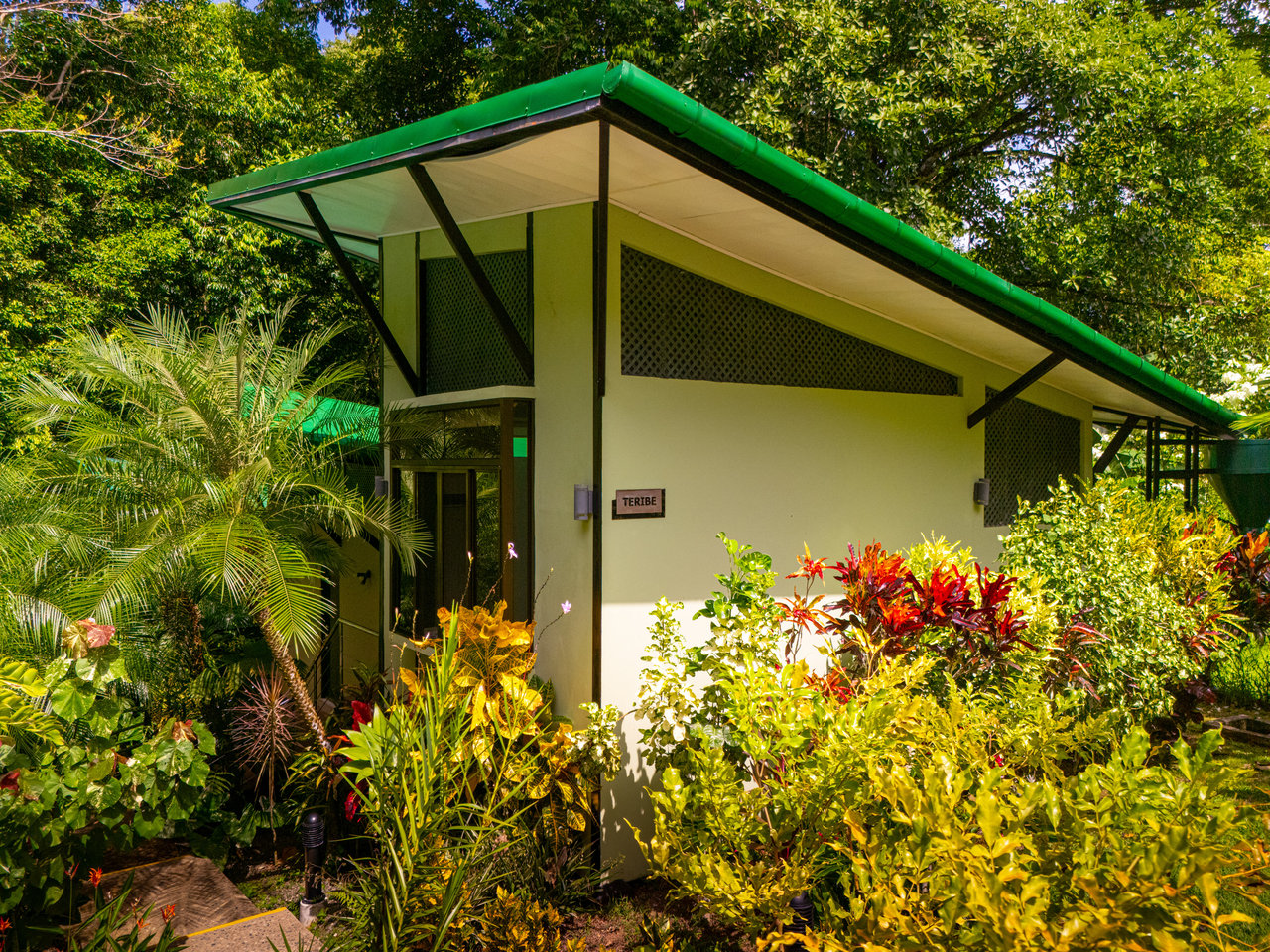 Yaba Chigui, Turnkey Riverside Eco-Resort or Private Family Compound in Ojochal