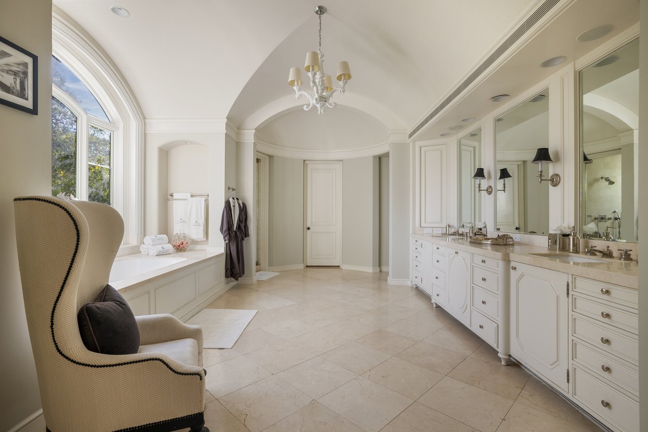 10847 Bellagio Rd