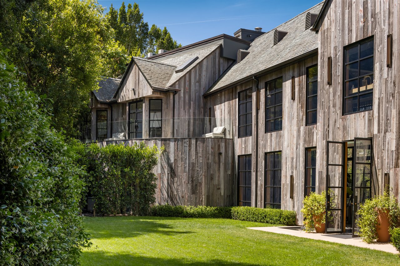 2650 Benedict Canyon Dr, Beverly Hills