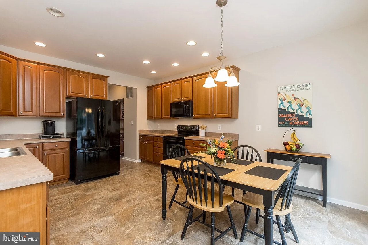 9404 Reservoir Hill Ct