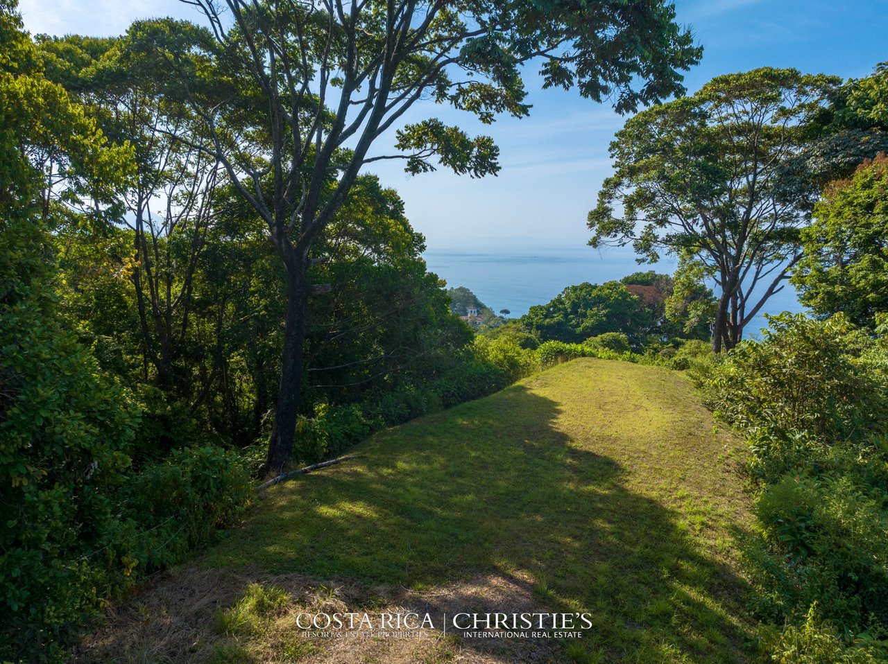 Las Olas | Ocean View Mixed-Use Development Opportunity