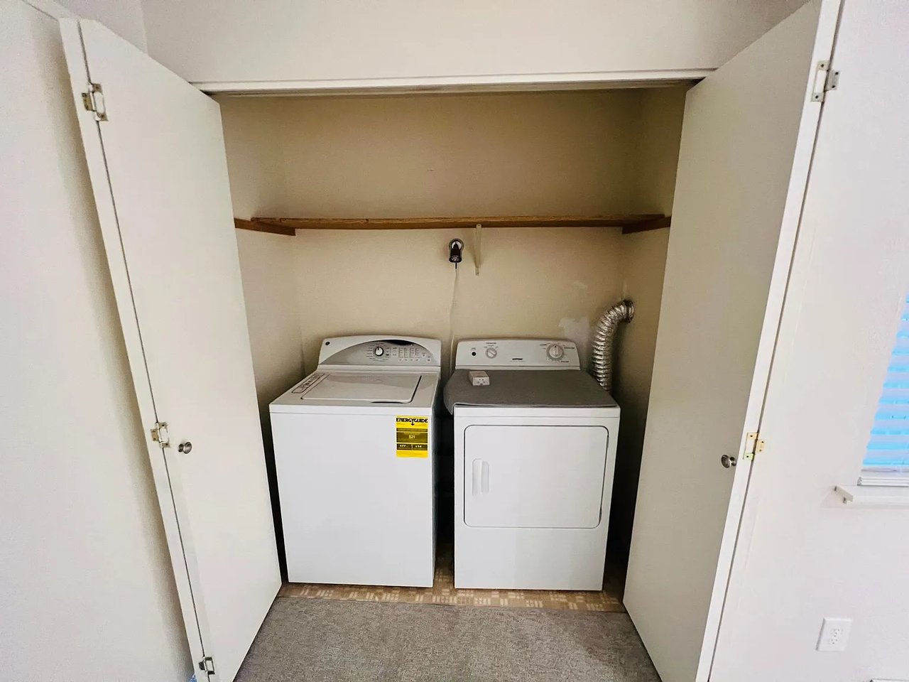 6700 NE 182nd St APT B203