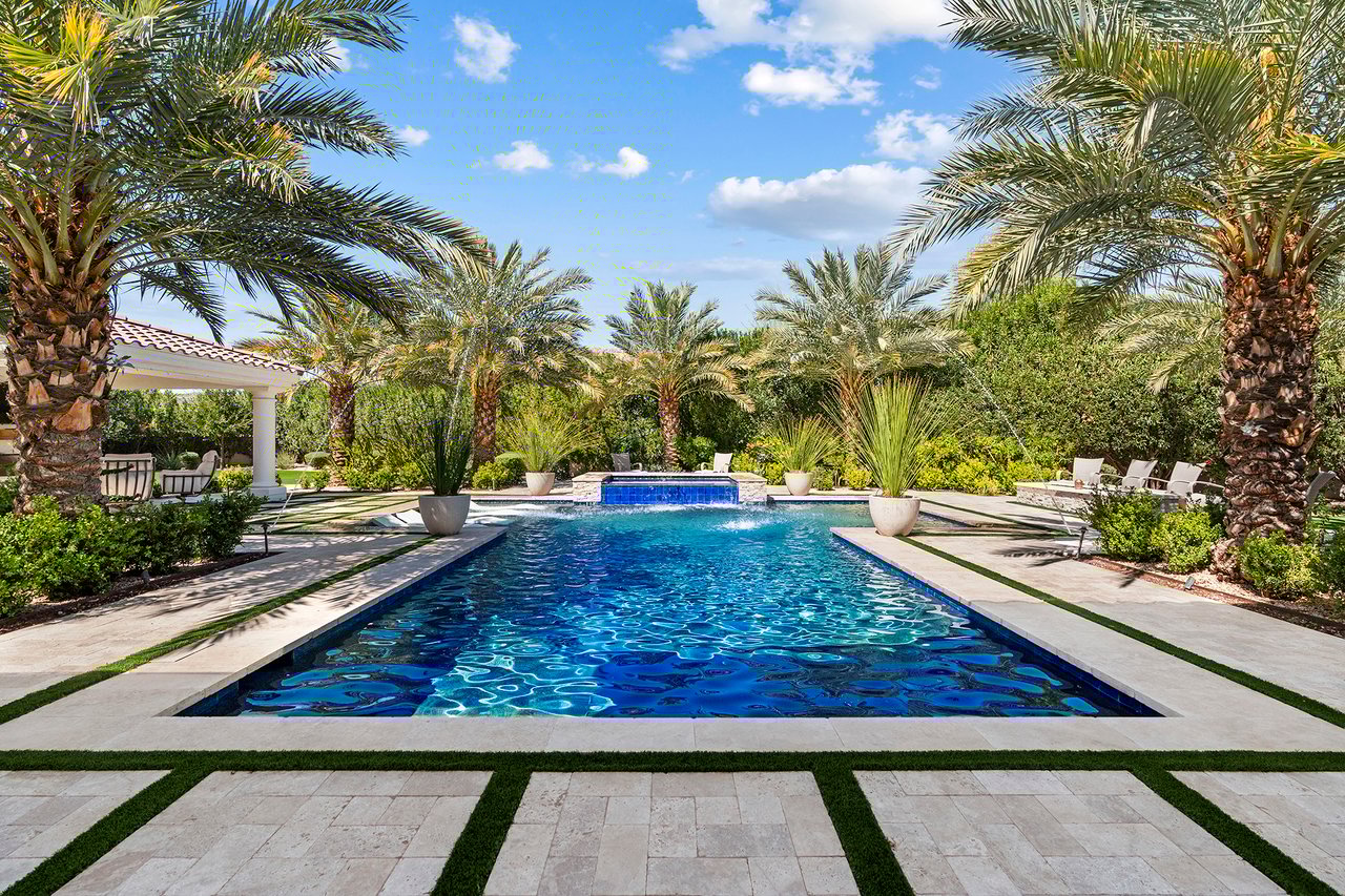 6600 N CARDINAL Drive