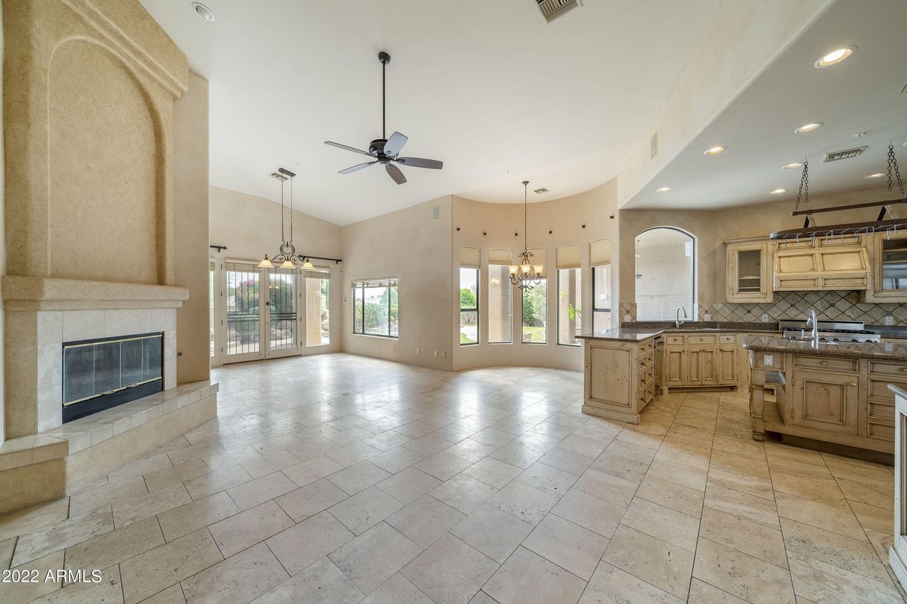 12077 E Laurel Lane