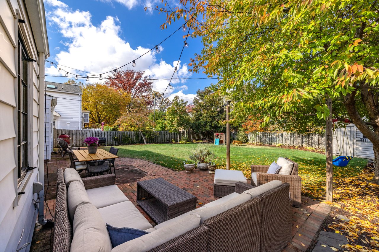 Outdoor Spaces Beverly Hills Buyers Love To See