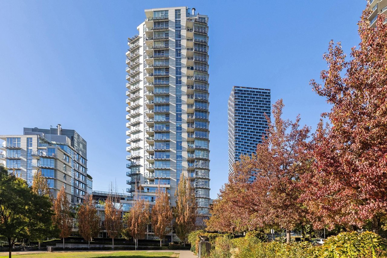 1501 - 638 Beach Cres