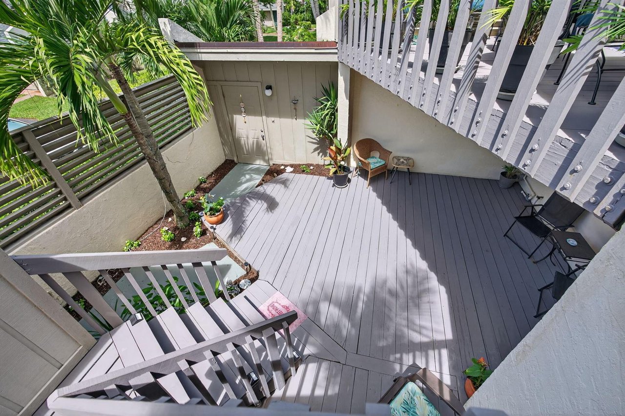 1605 S US Highway 1 Apt 8E