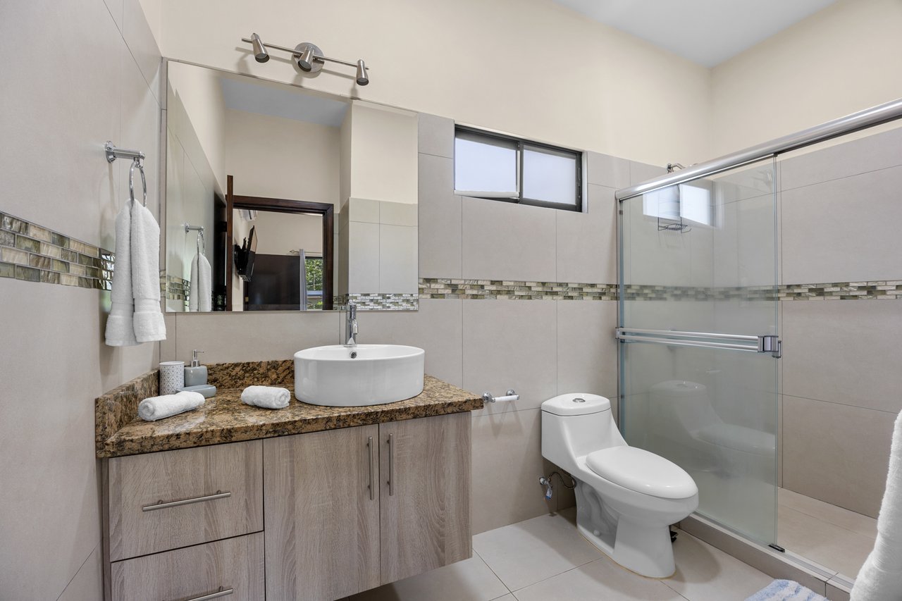 Laurel Condo Unit #1 | Cozy and Affordable 2-Bedroom Condo in Playa Potrero