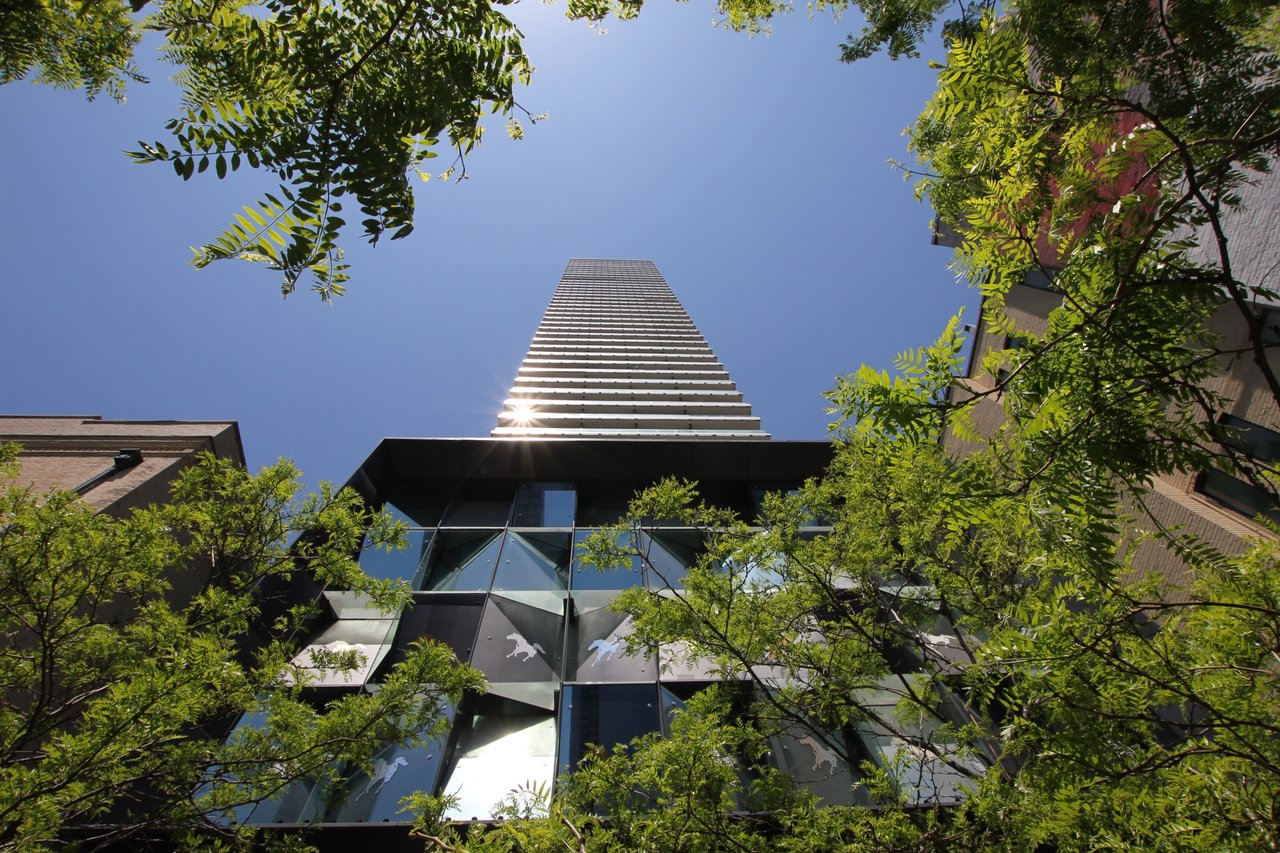 King West Loft With Forever South Views