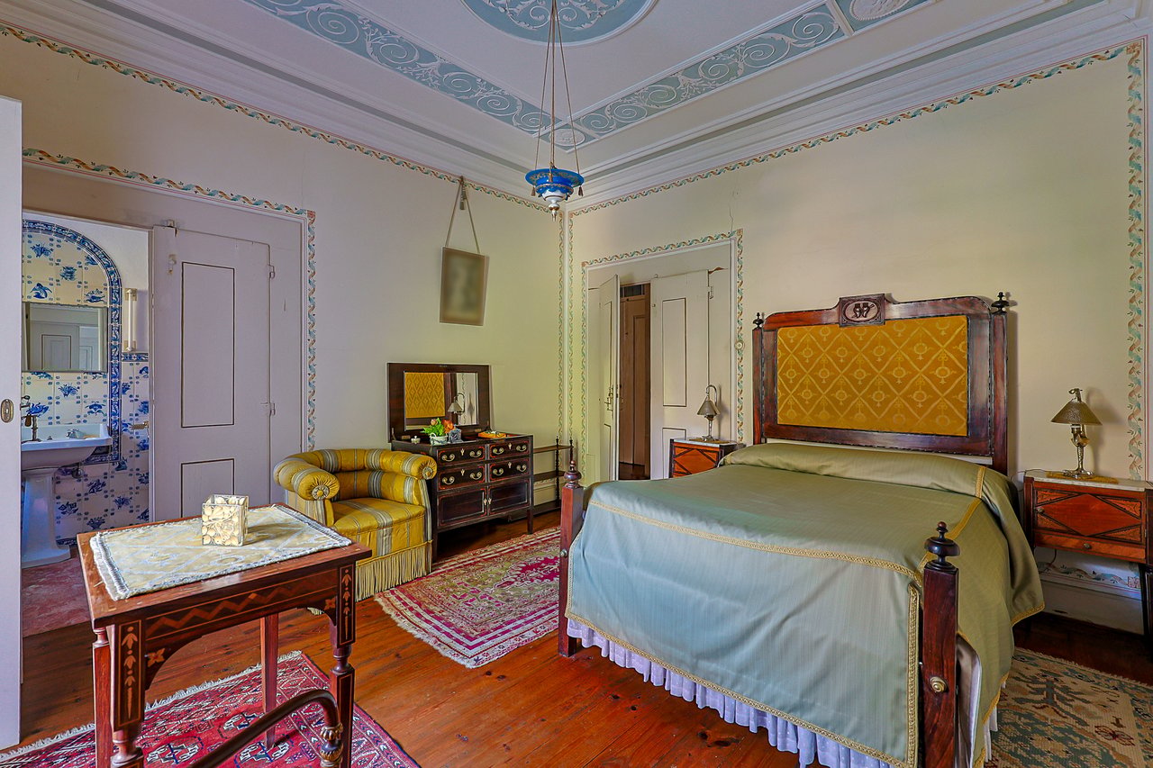 Magnificent 17th-Century Palace with  76,400 m² Estate Near Coimbra