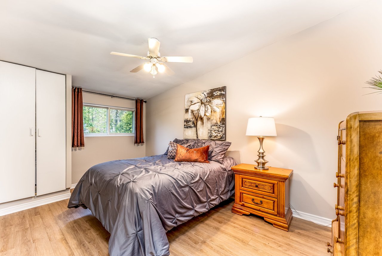 169 Oakes Dr