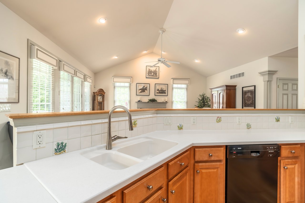 5799 Sabrina Circle
