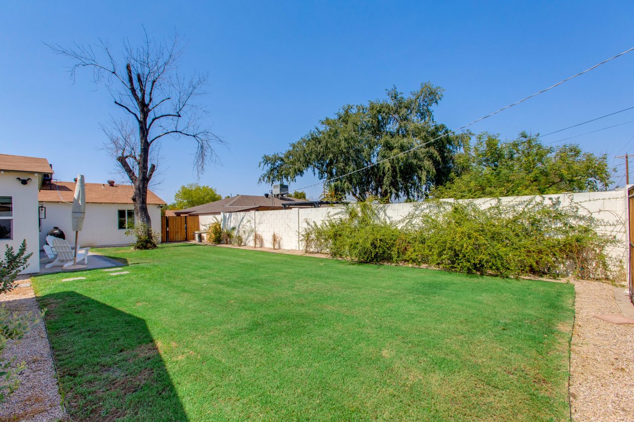 2438 E Indianola Ave.