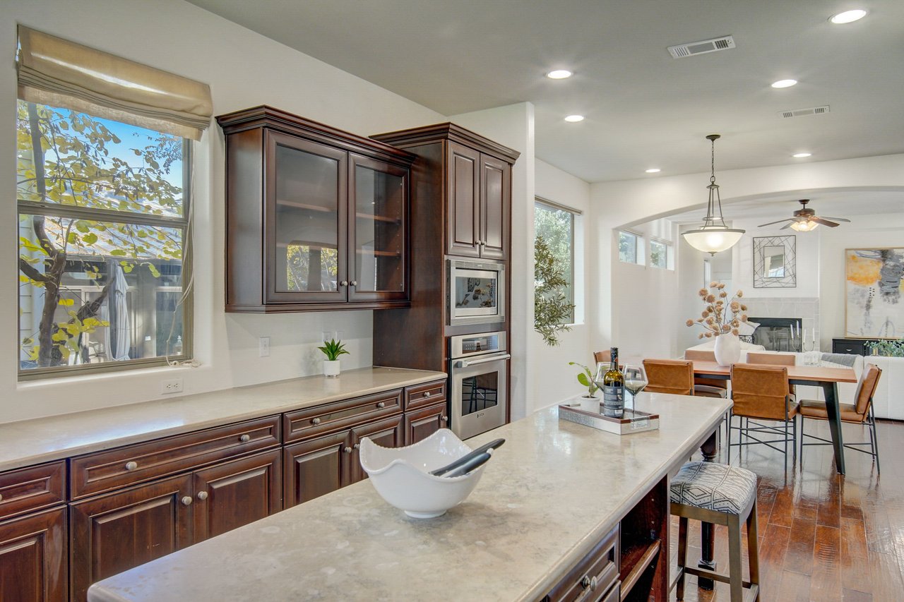 1411 Burford Pl