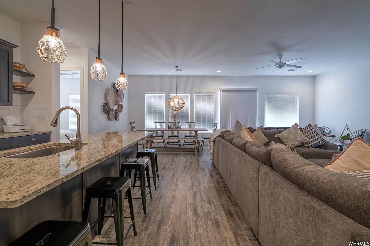 HIDEAWAY RETREAT