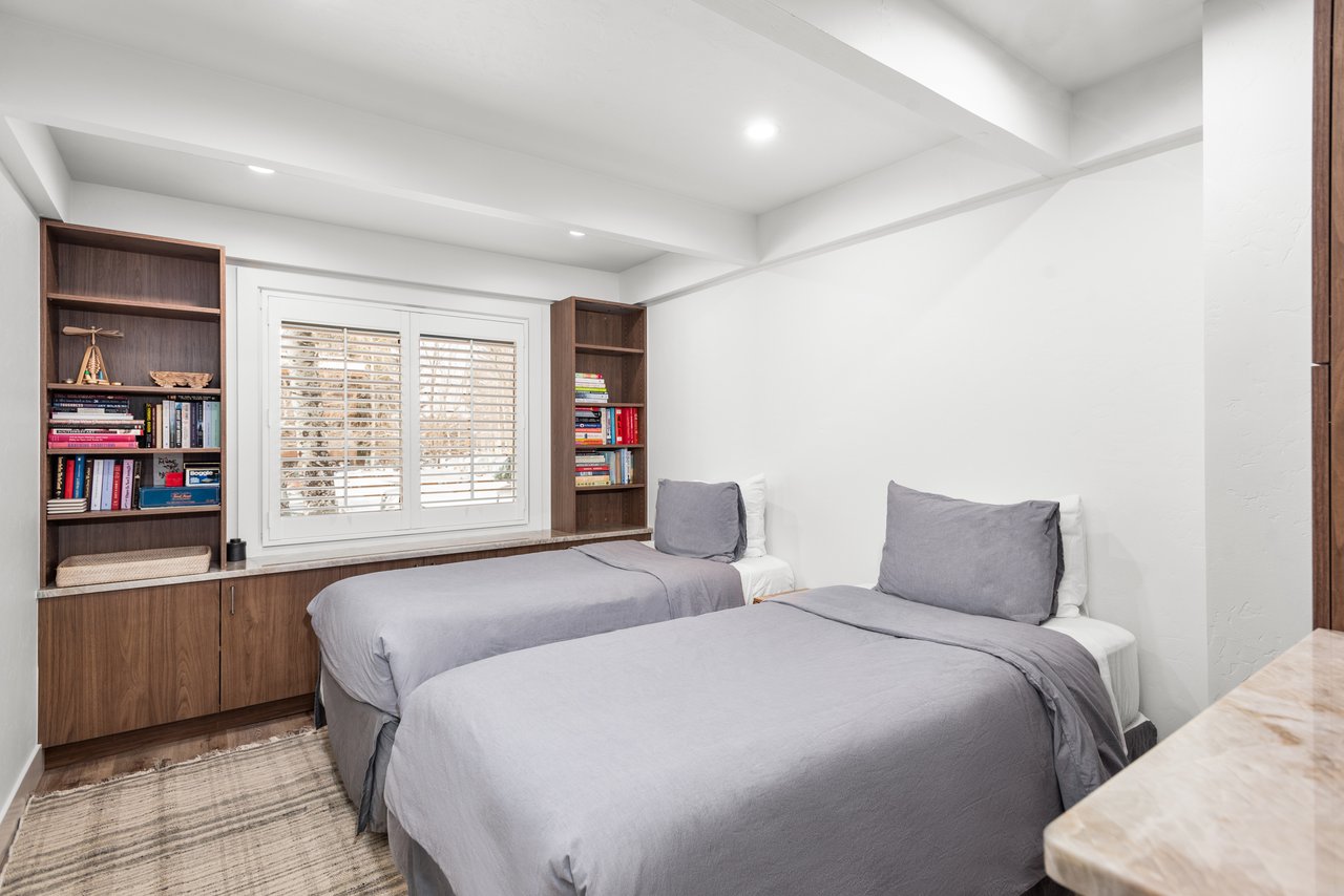 Wonderful 3 Bedroom Condo at Chateau Blanc 