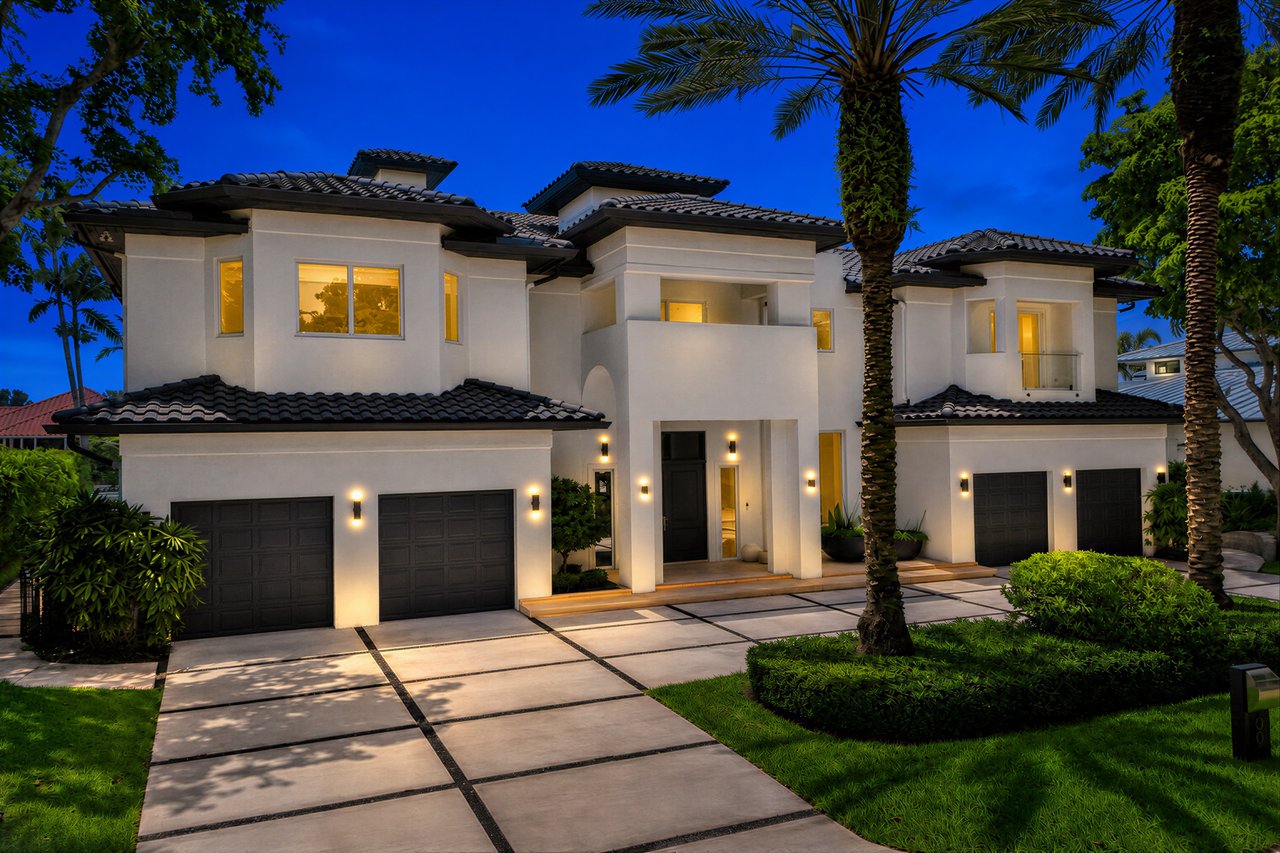 30  S Compass Dr