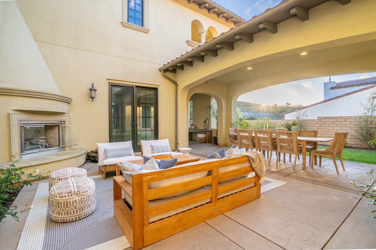 790 Via Sedona