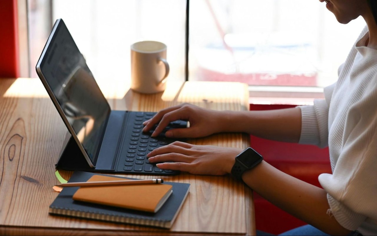 Essential Home Office Design Tips cover