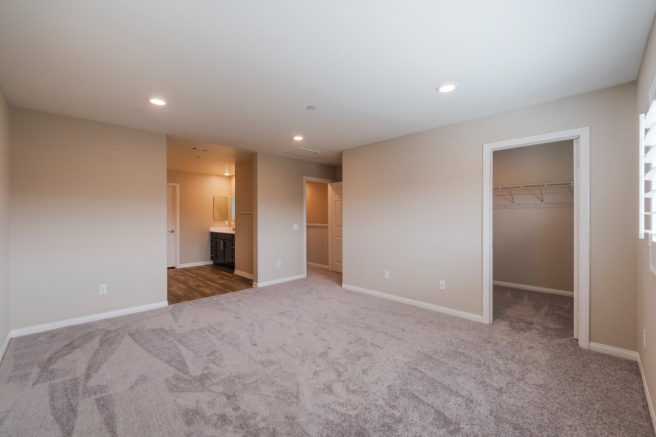 14418-5 Plum Lane