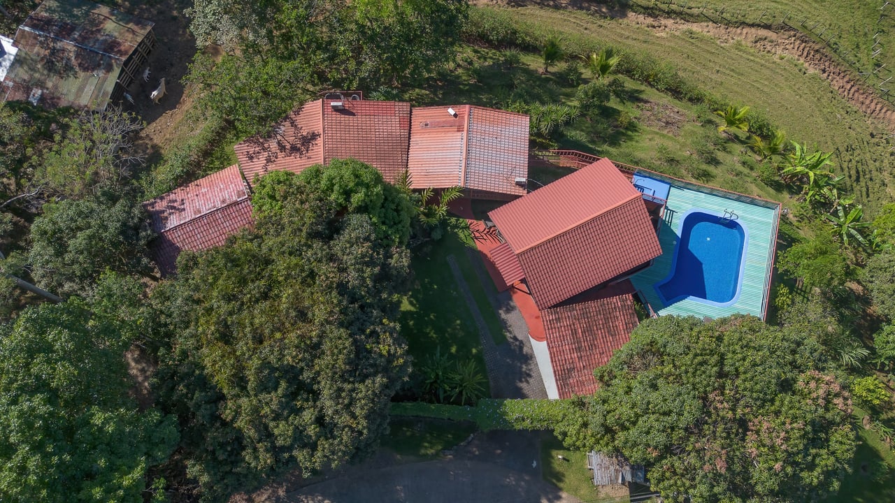 Turnkey 3-Residence Compound in Puriscal with Expansive Views & Saltwater Pool