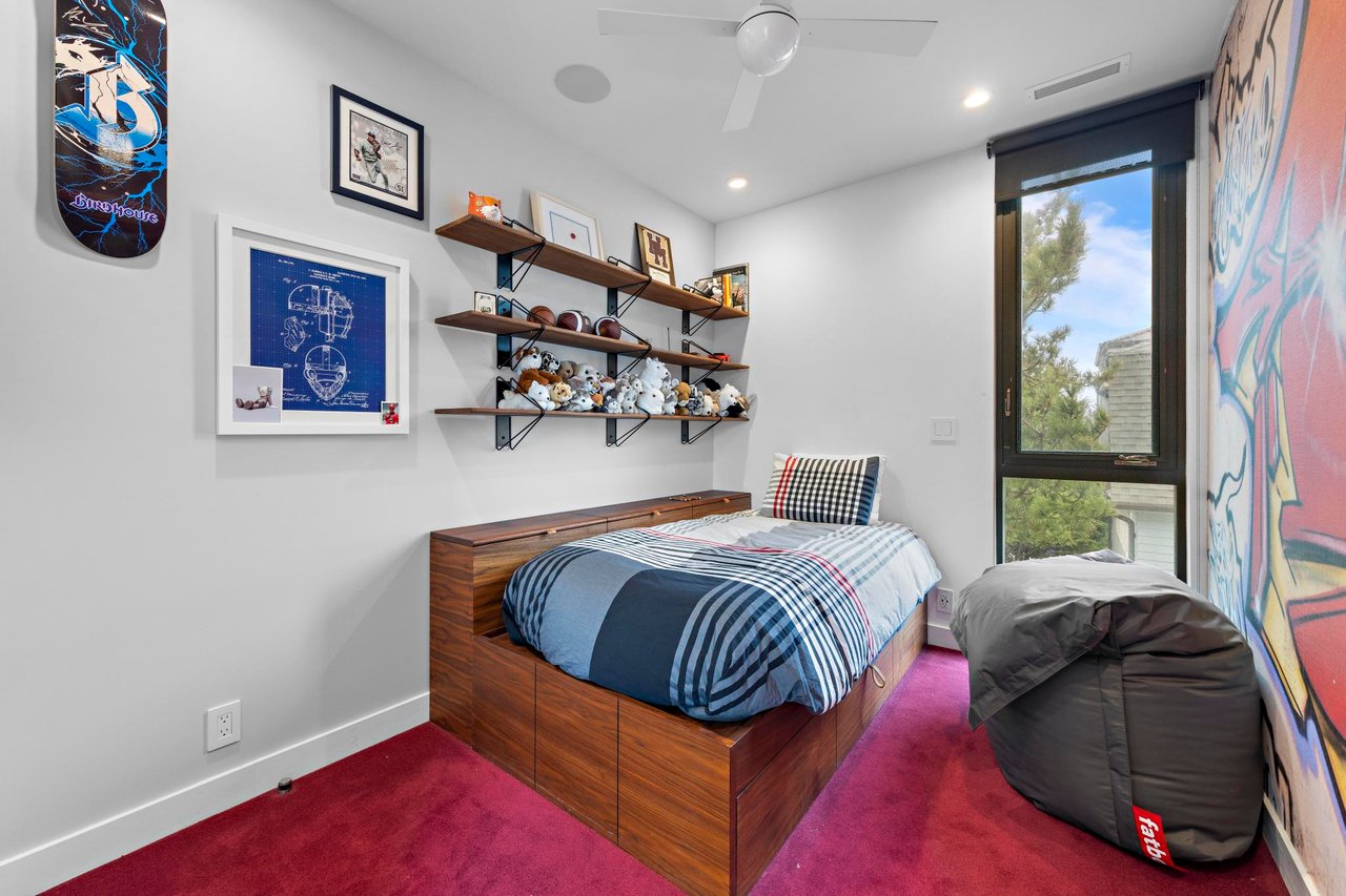 205 Stratford Avenue 