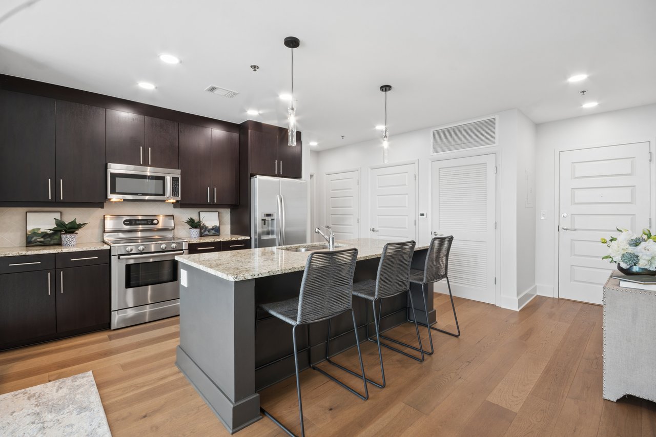 1080 Peachtree Street NE Unit 3215