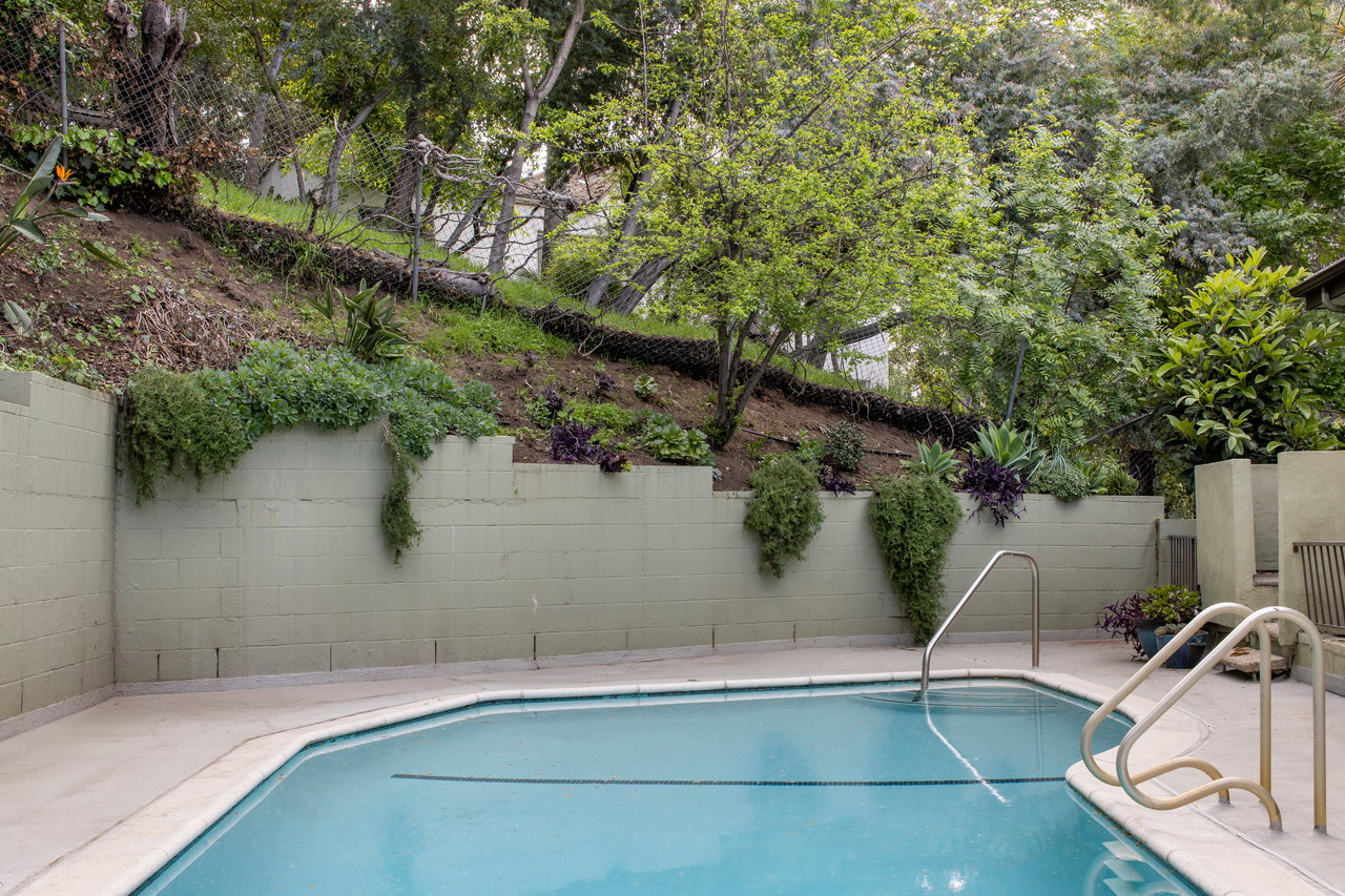Architectural Condo by Ray Kappe, FAIA