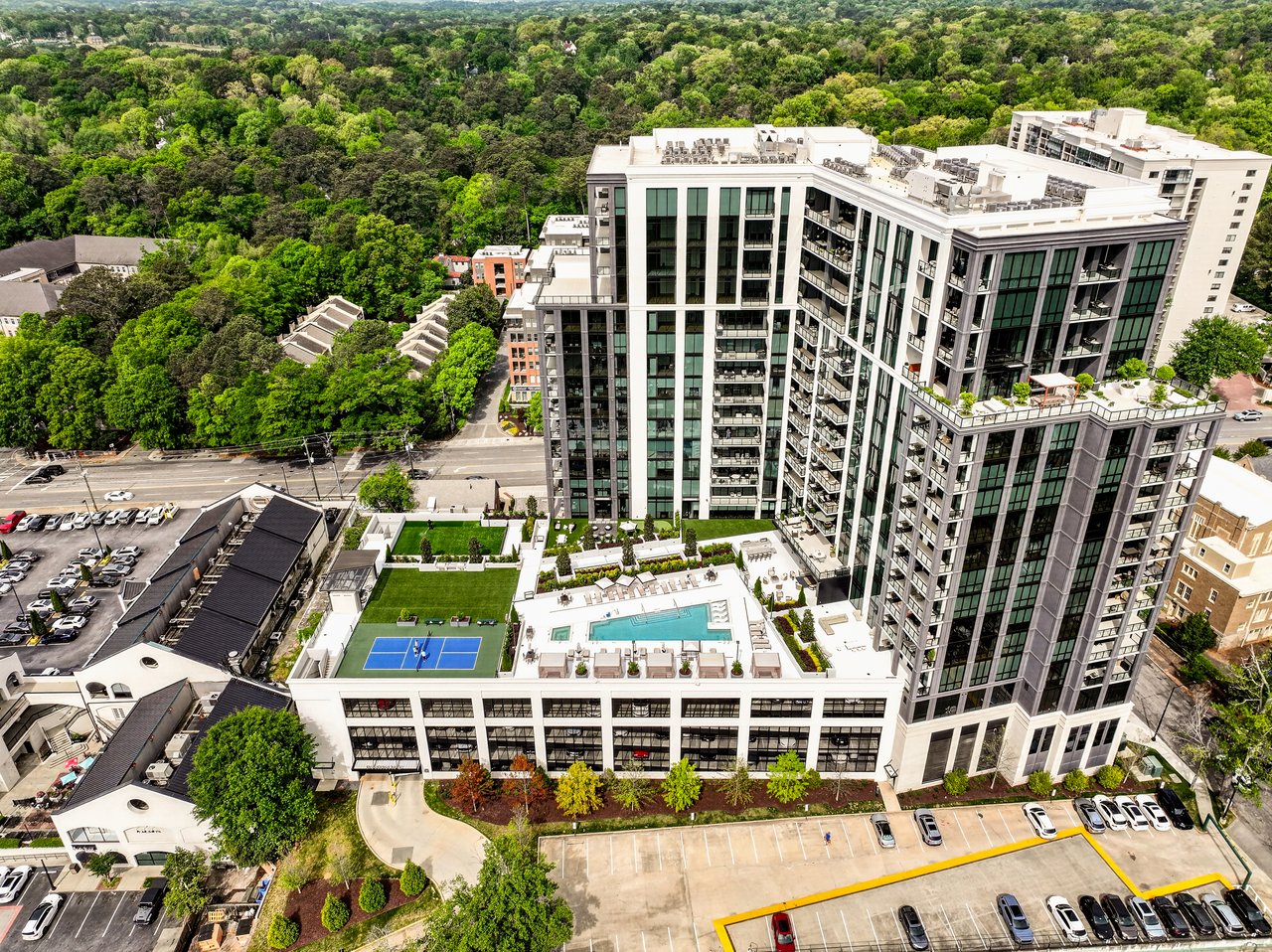 2425 Peachtree Road NE Unit 1406