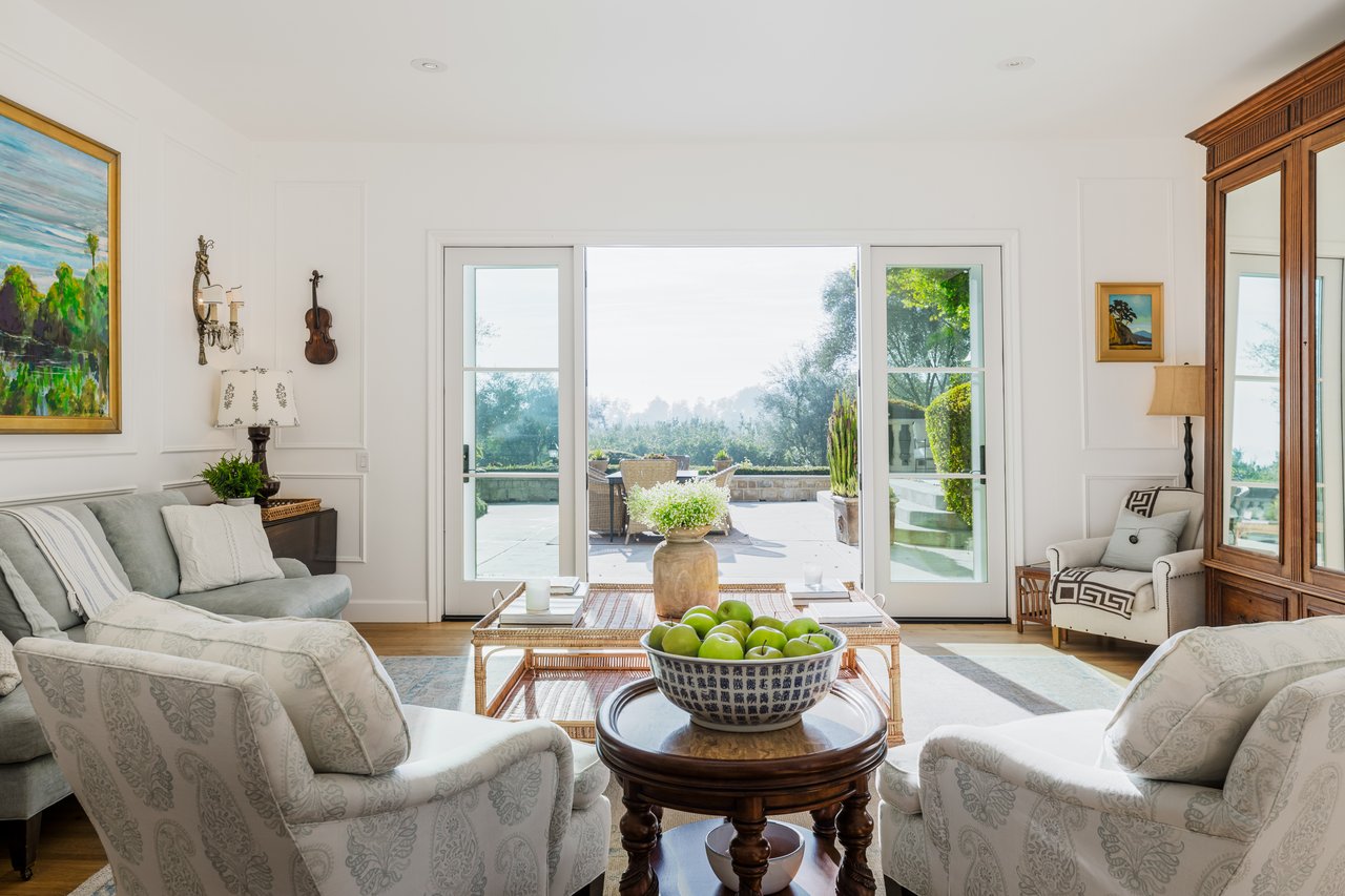 6201 Old Balcom Canyon Rd