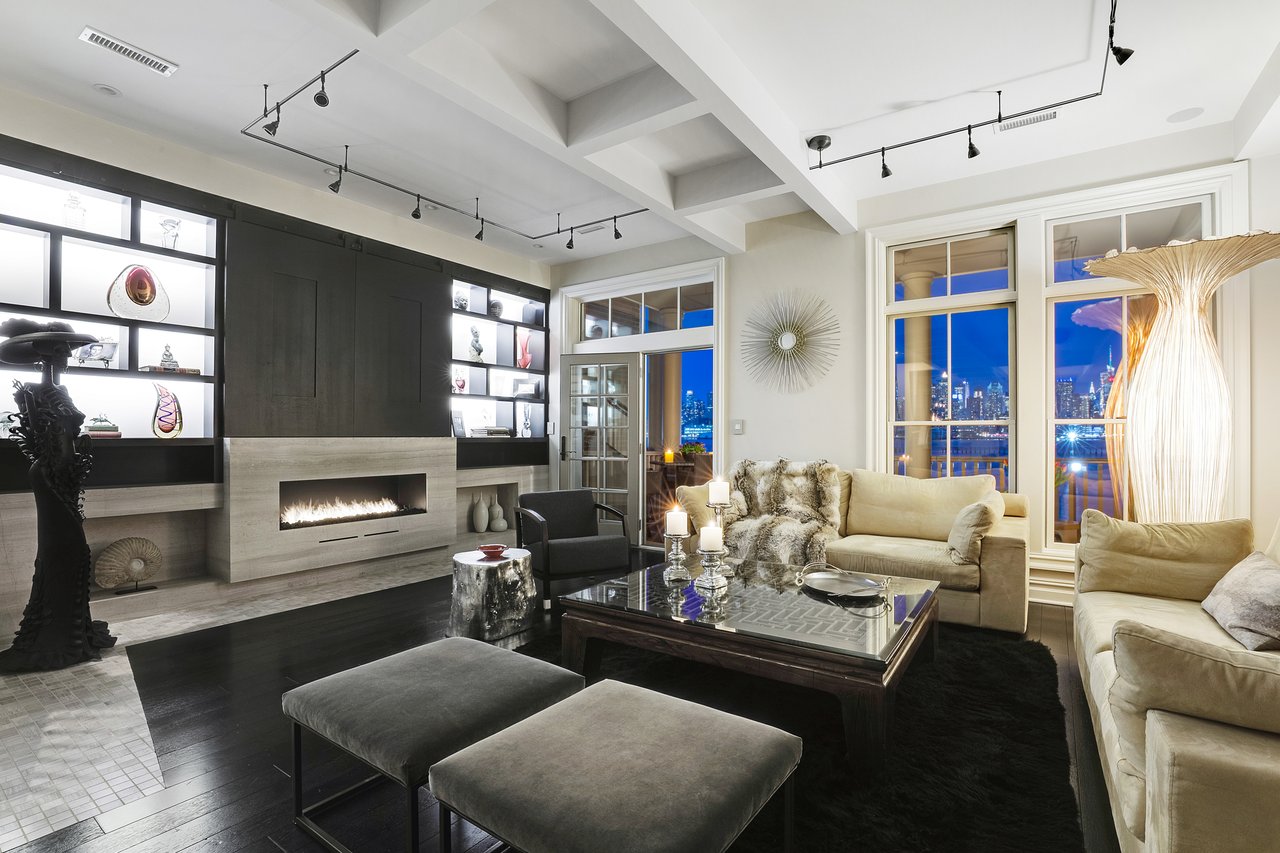 22 Regency Place- The Brownstones at Port Imperial 