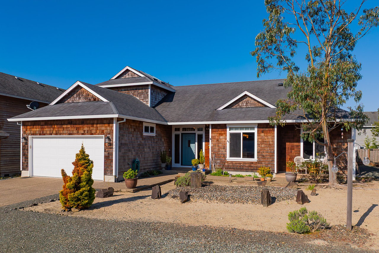 Sold Pine Ridge home at 9940 Shore Pine Ln in Manzanita Oregon with ocean and coastline views