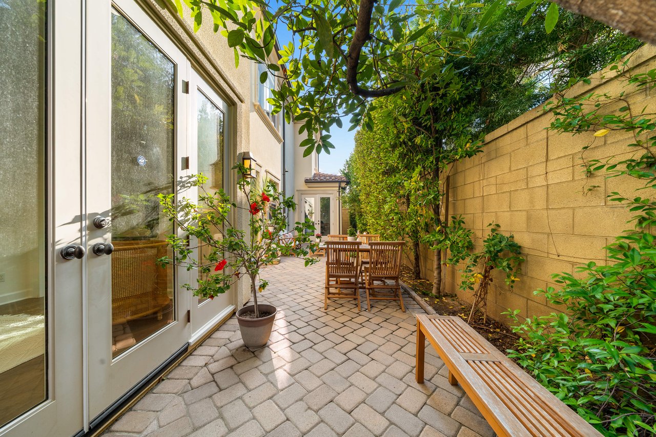 63 Acorn Gln, Irvine, CA 92620