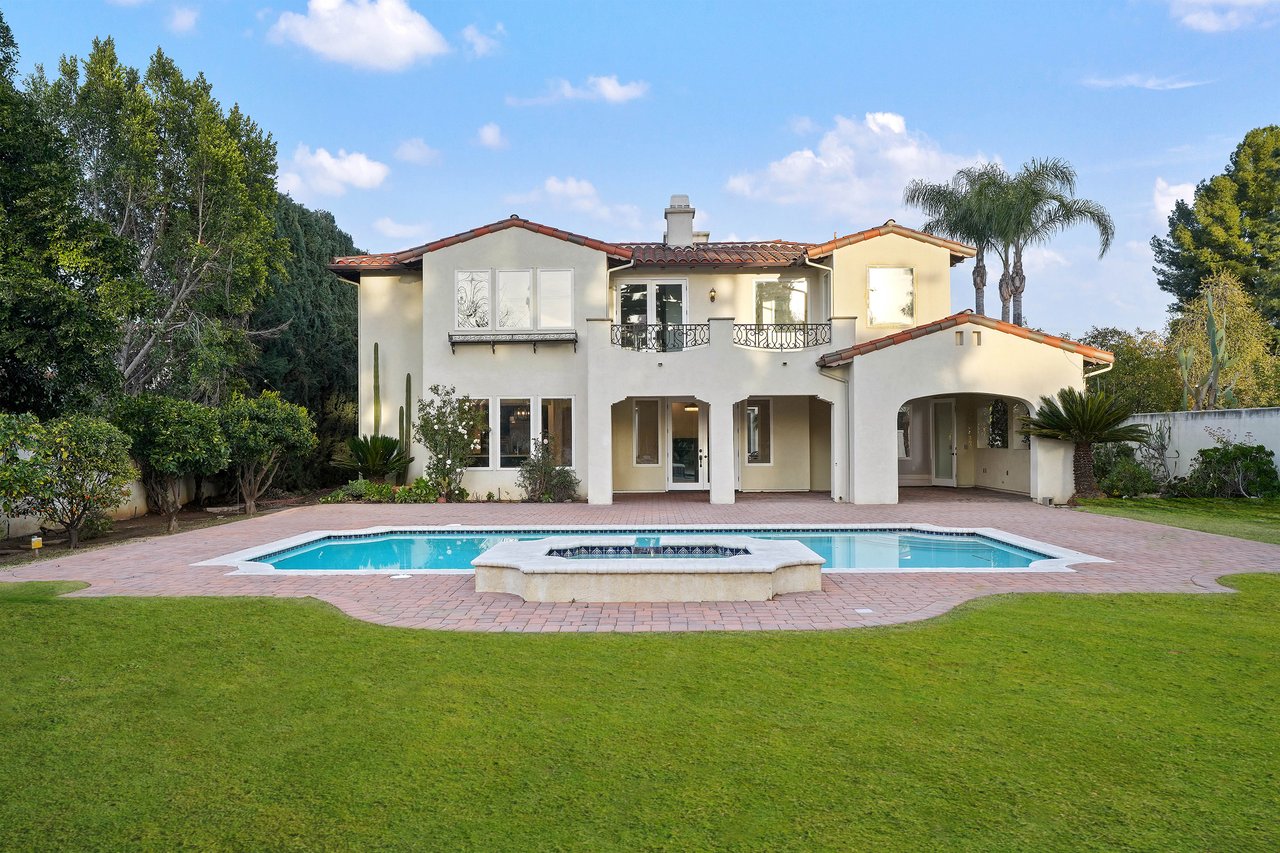 5309 Louise Ave, Encino