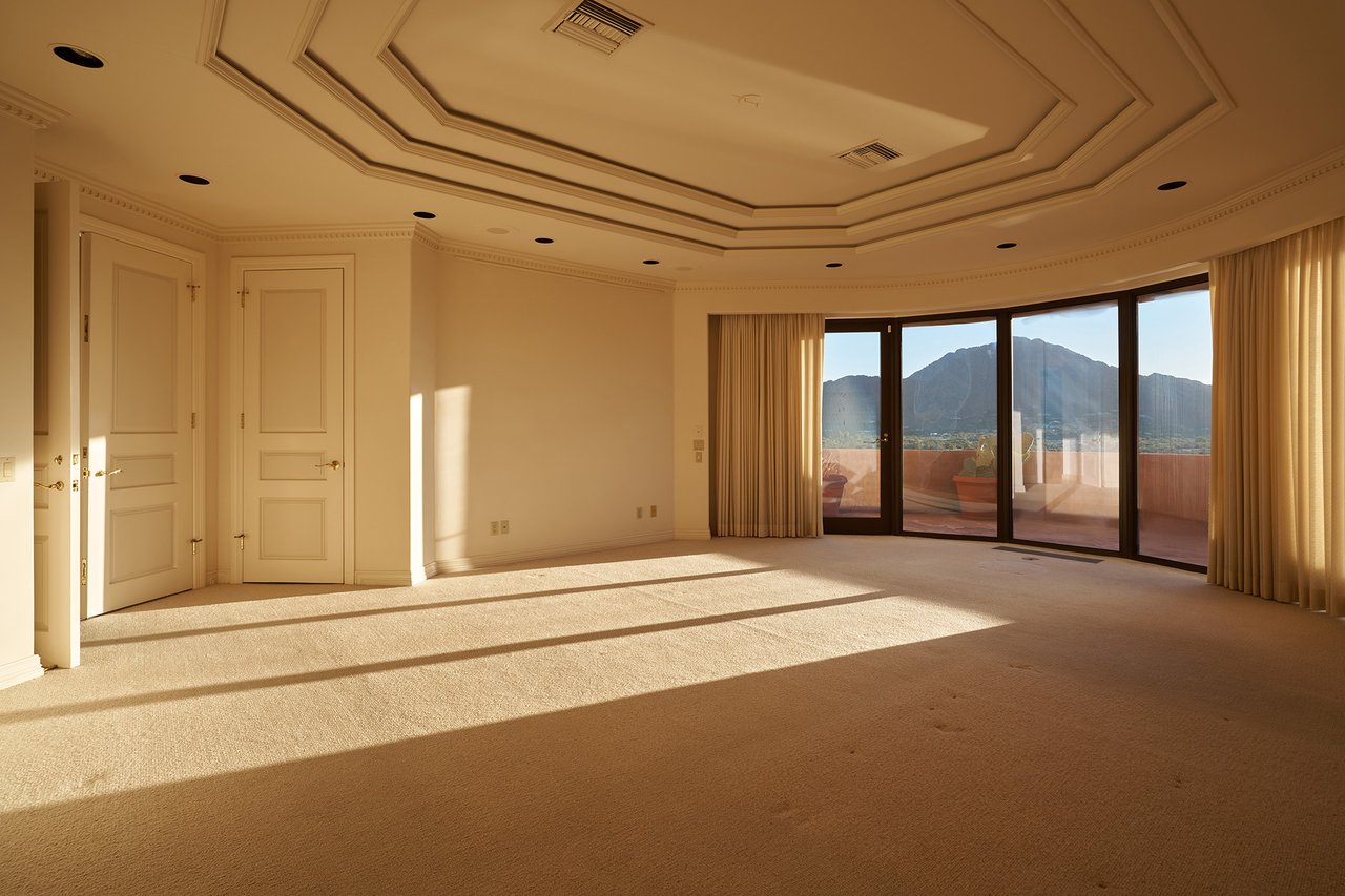 6020 E INDIAN BEND Road